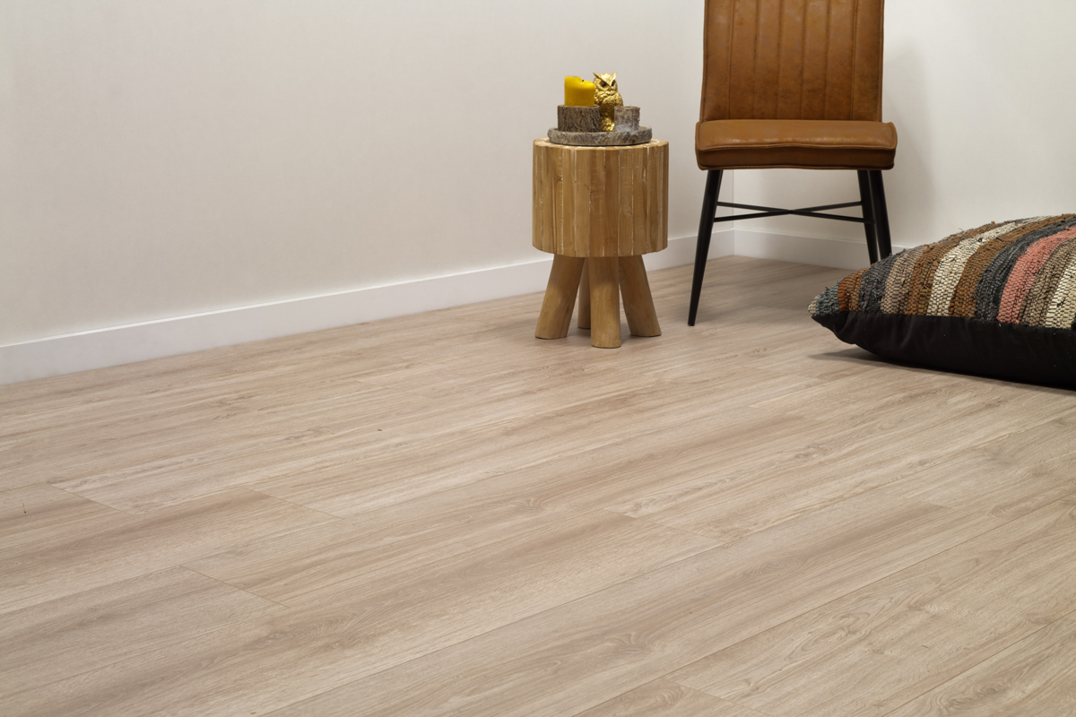 Floer Steden Laminaat – Veere Verweerd Eiken