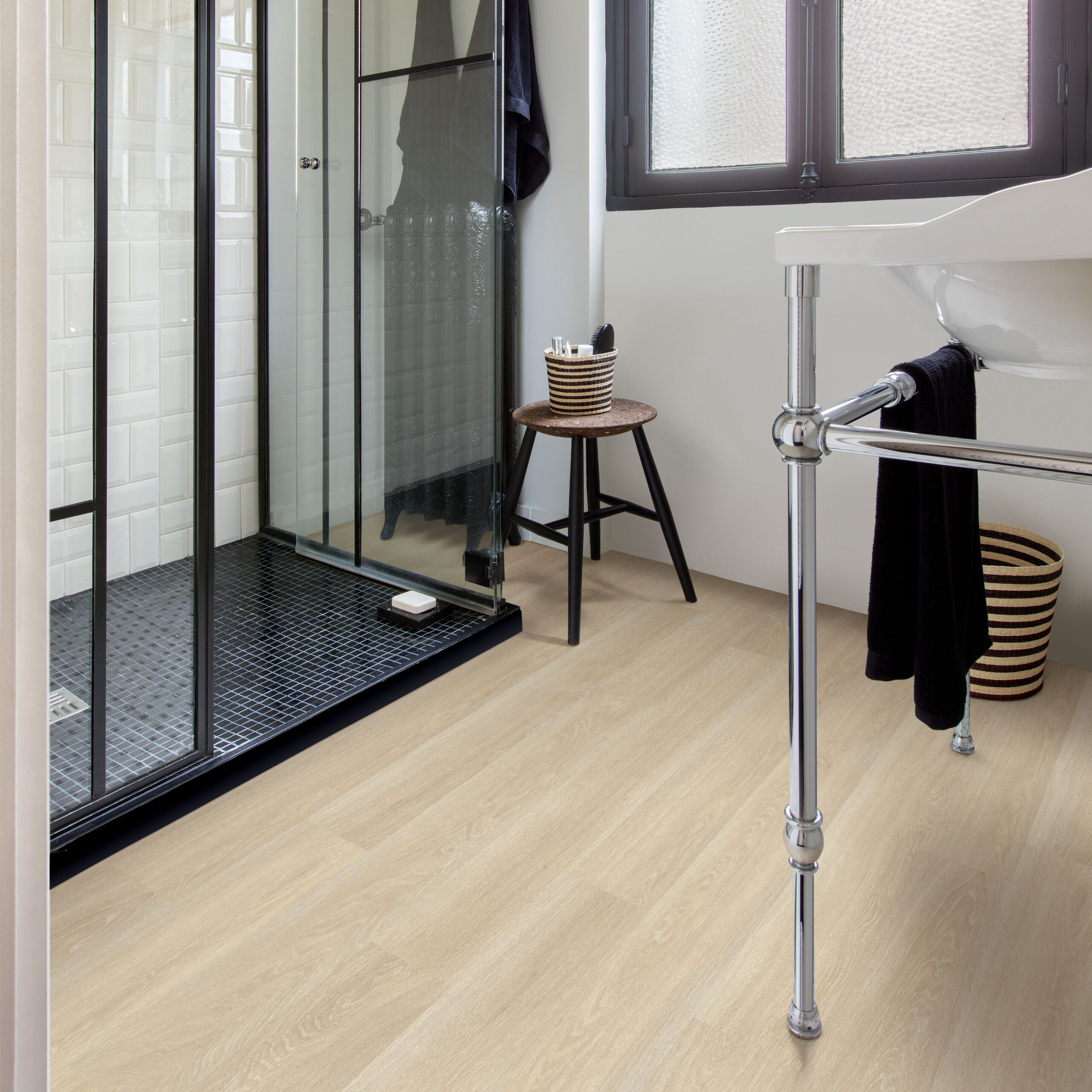 EL3574 Interior01 Square HR scaled