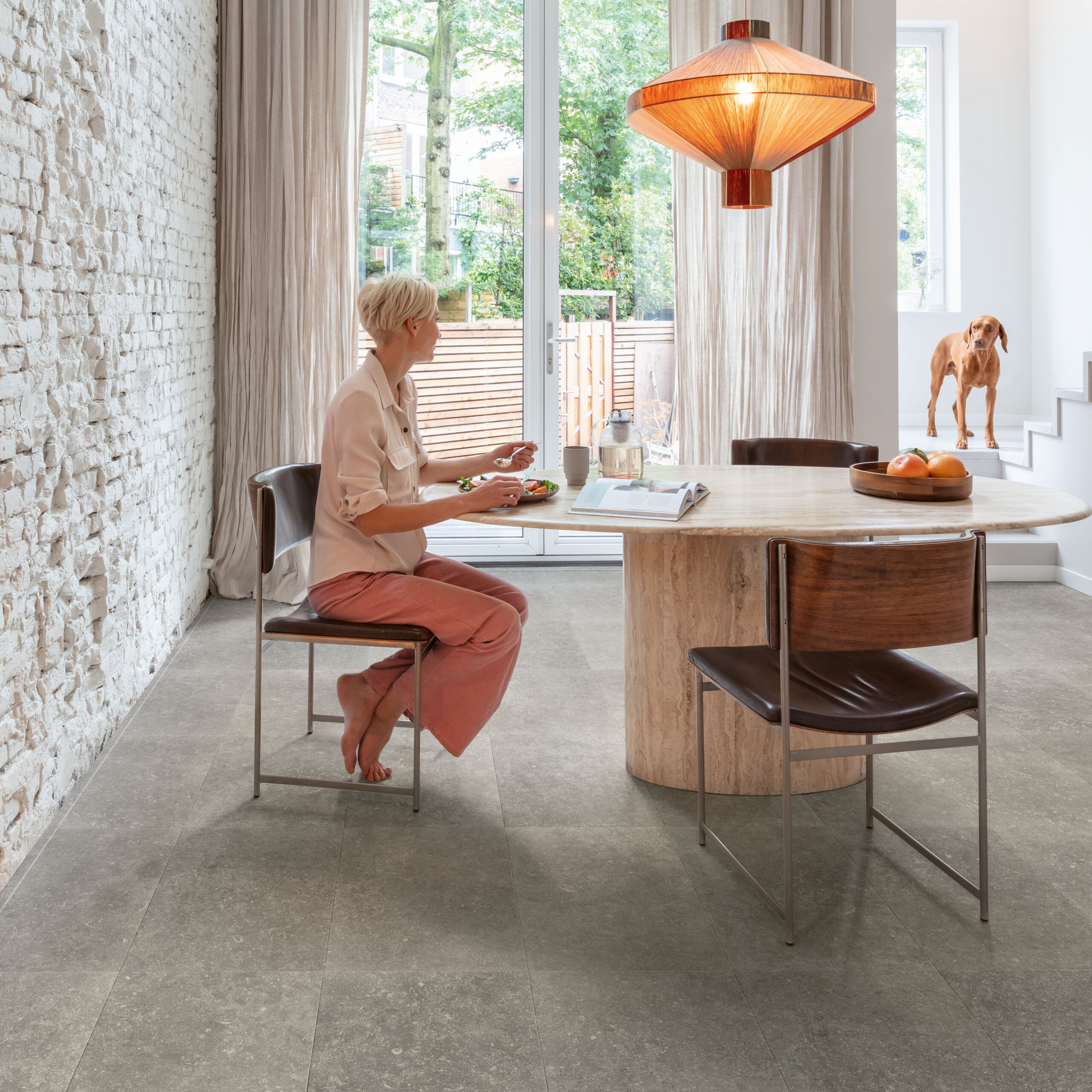 MUS5485 Interior01 Square HR scaled