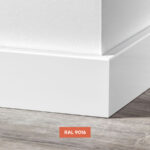 moderne plint ral 9016
